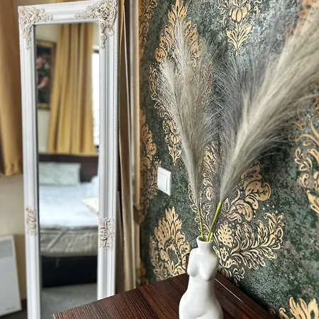 The Nature View Suite, Part Of Terra Complex & バンスコ